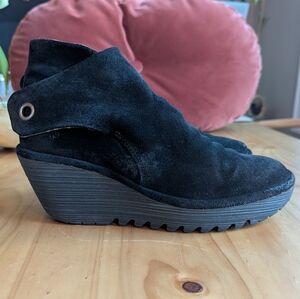 Fly London Black Suede Yebi Wedge Boots - Size EU38 US7-7.5